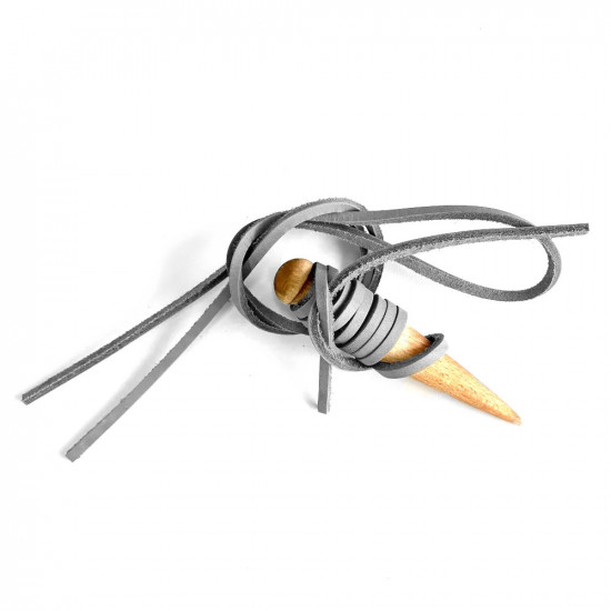 Шнур из натуральной кожи плоский светло-серый для рукоделия 5х3мм 1,05 метра 3 шт