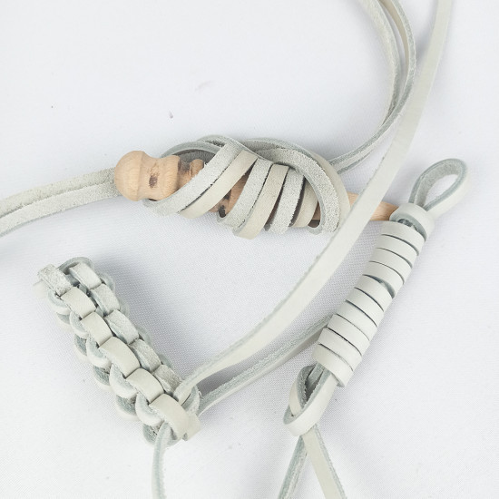 Шнур из натуральной кожи плоский серо-голубой для рукоделия 5-8х3мм 1,05 метра 3 шт