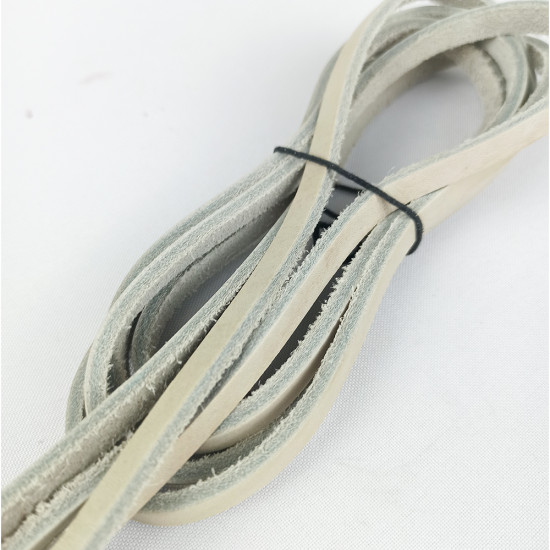 Шнур из натуральной кожи плоский серо-голубой для рукоделия 5-8х3мм 1,05 метра 3 шт