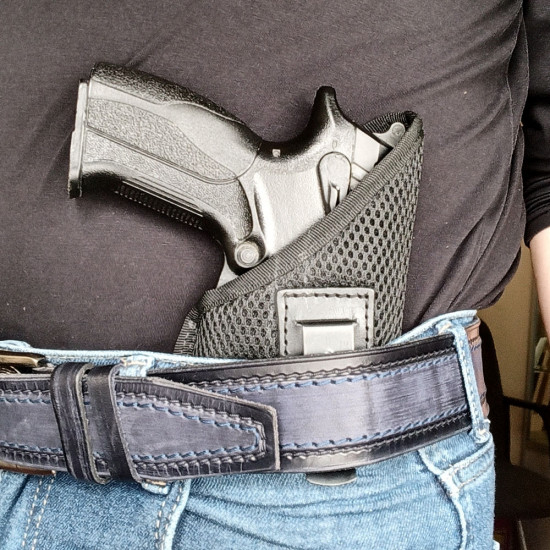 Универсальная кобура скрытого ношения для пистолета со скобой под правую руку